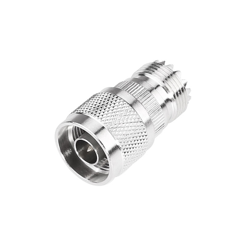 N-Stecker auf UHF-HF-Buchse